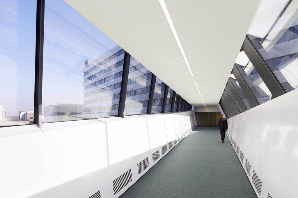 Hauptverwaltung der Helm AG Störmer Murphy and Partners